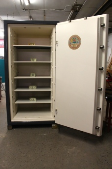 Used 6428 Chatwood Milner TRTL30X6 Equivalent High Security Safe